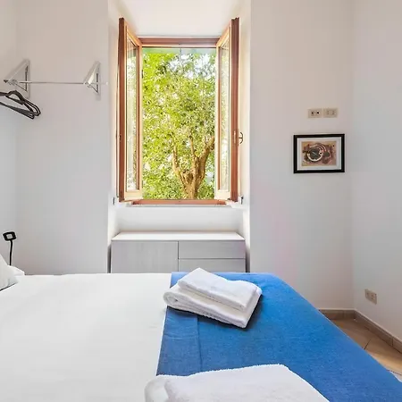 Apartment Vivy Vatican House By Halldis Rome